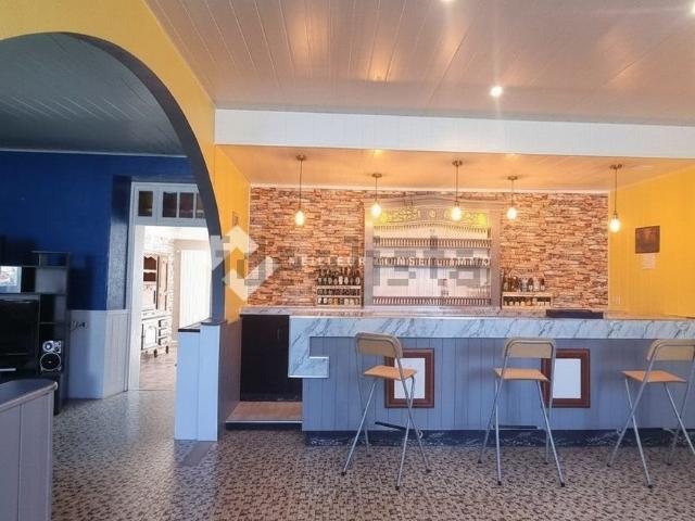 Maison vente à Kerouieck, Plounévez-Moëdec