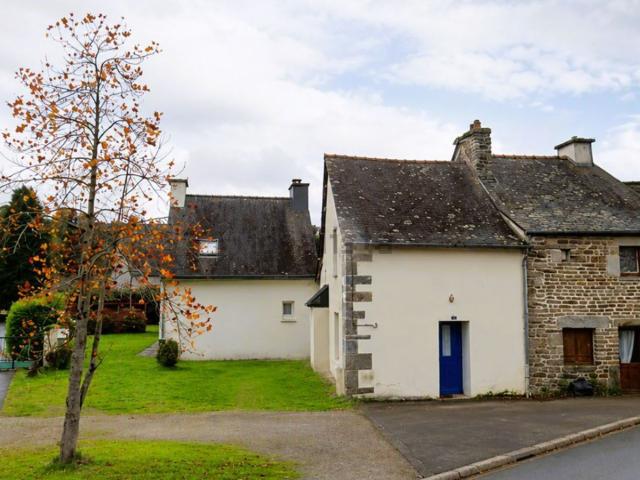 Maison vente à Kergroaz, Plounévézel