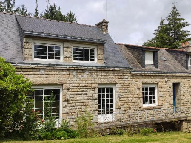 Maison vente à Kerloeiz, Plumelin