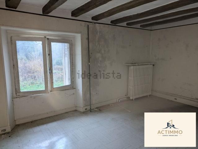 Maison vente à Bas d'Auvergne, Poilly-sur-Tholon