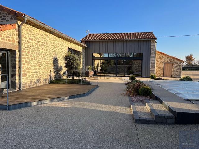 Maison vente à Sainte-Marie, Pompaire