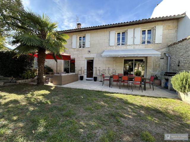Maison vente à La Croix Chaillebourg, Pons