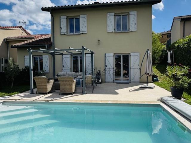 Maison vente à Au-Delà de l'Eau, Porte des Pierres Dorées