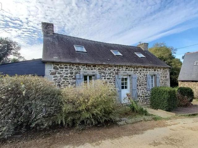 Maison vente à Poullaouen