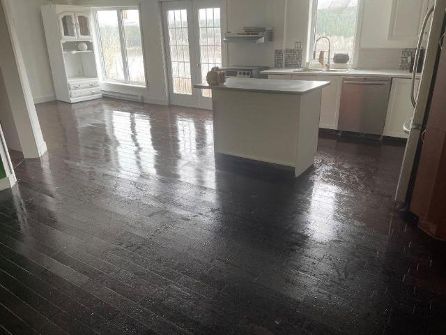 Apartment for rent in Les Basques, Quebec