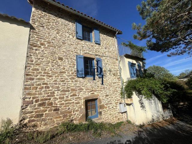 Maison vente à Orient, Pousthomy
