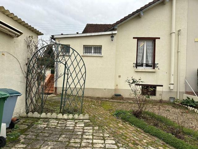 Maison vente à Beauvais, Bornel