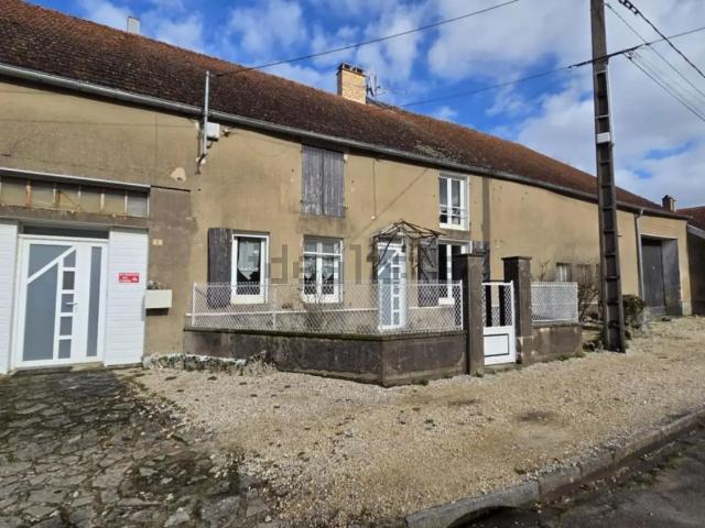 Maison vente à Pressigny, Haute-Marne
