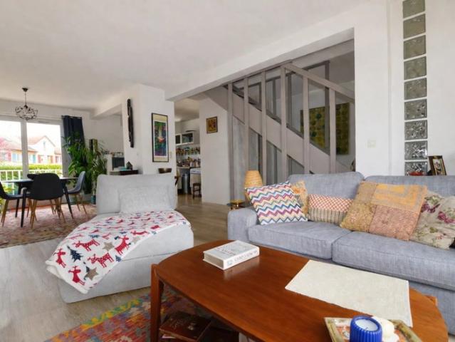 Maison vente à Saint-Germain-en-Laye, Croissy-sur-seine