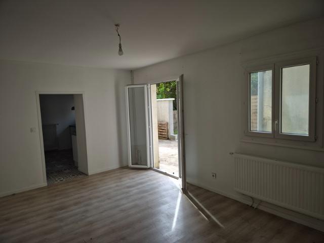 Maison vente à Angoulême, Aignes-et-puypéroux