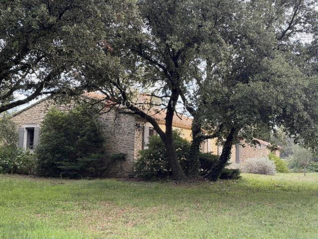 Maison vente à Apt, Ménerbes