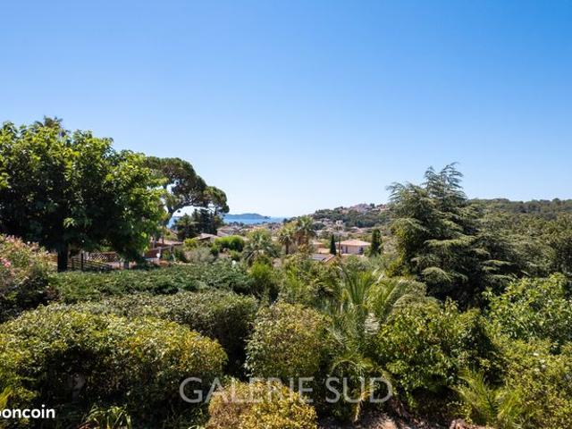 Maison vente à Arrondissement de Toulon, Carqueiranne