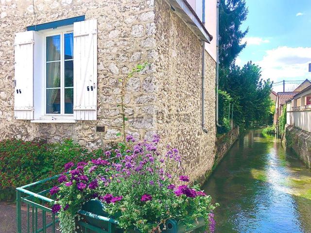 Maison vente à Ville-haute, Provins