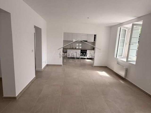 Maison location à Champbenoist, Provins