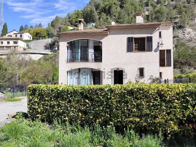 Maison vente à Puget-Théniers, Alpes-Maritimes