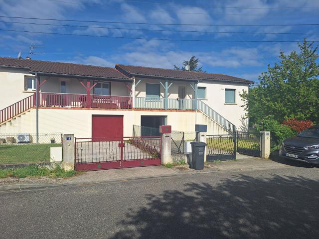Maison location à Villeneuve-sur-Lot, Pujols