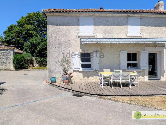 Maison vente à Puymoyen, Charente