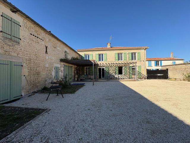 Maison vente à La Casse aux Chevaux, Puyravault