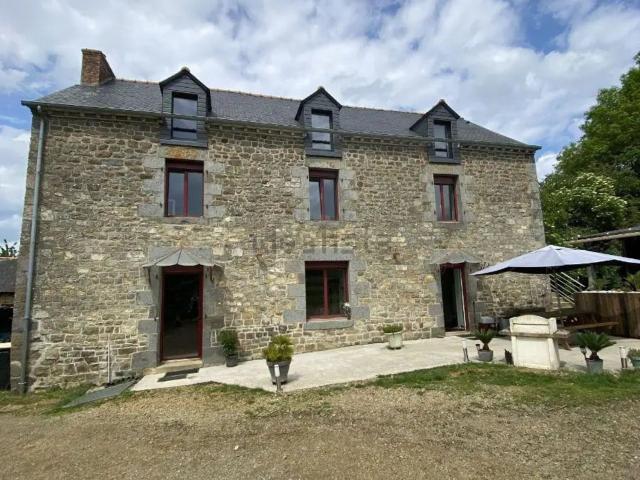 Maison vente à Le Pont Houit, Québriac