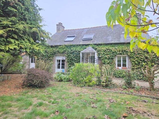 Maison location à Le Petit Kerjacob, Quintin