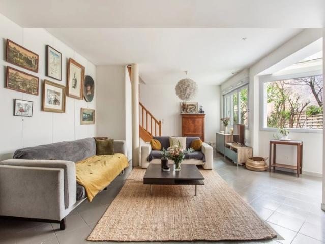 Maison vente à Paris, Île-de-France