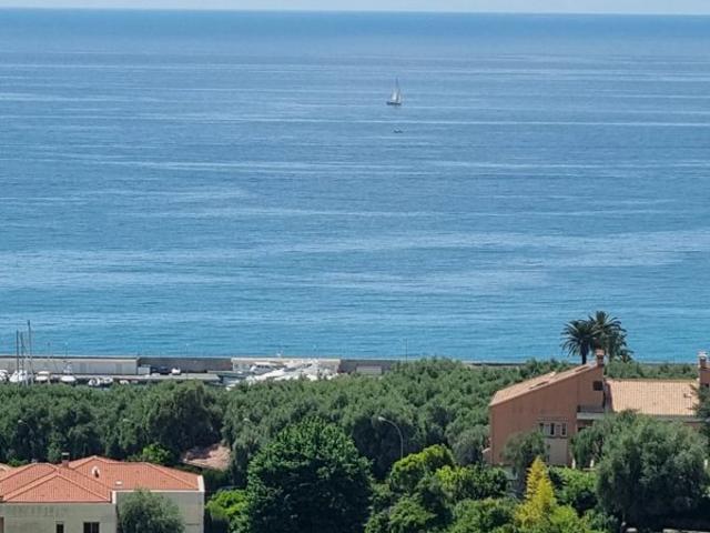 Maison vente à France métropolitaine, Menton