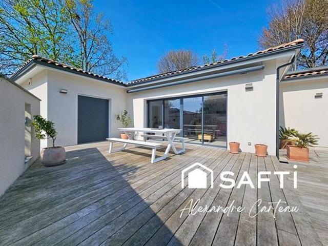 Villa vente à Bordeaux, Latresne