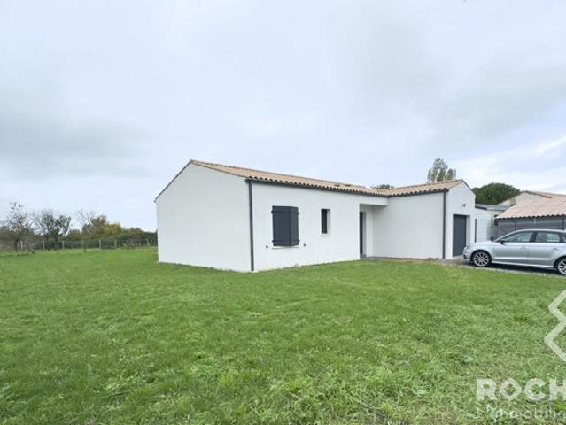 Maison vente à Saintes, La Vallée