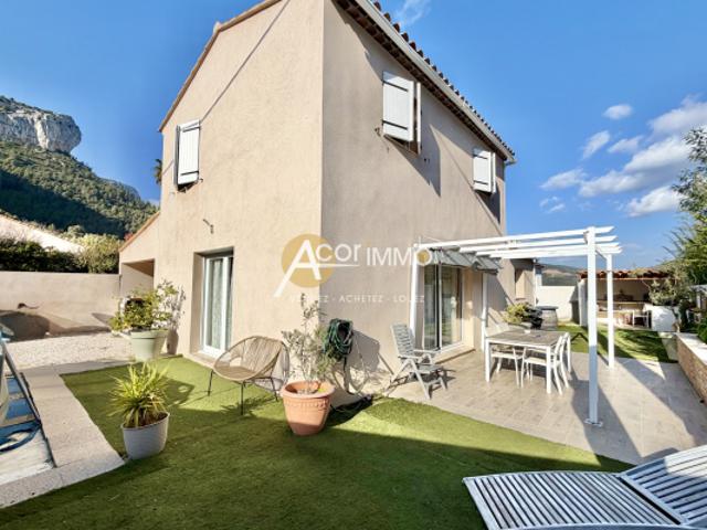Maison vente à Arrondissement de Toulon, Le Revest-les-eaux