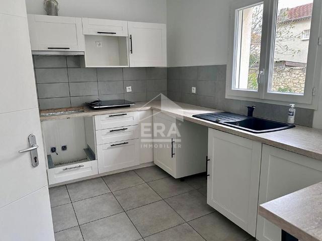 Maison location à Aix-en-Provence, Sénas