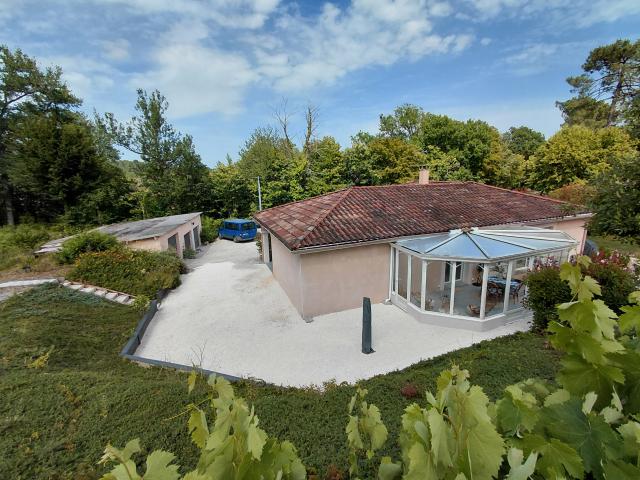 Maison vente à Périgueux, Château-l'evêque