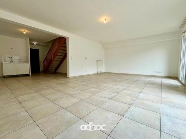 Maison vente à Loches, Nazelles-négron