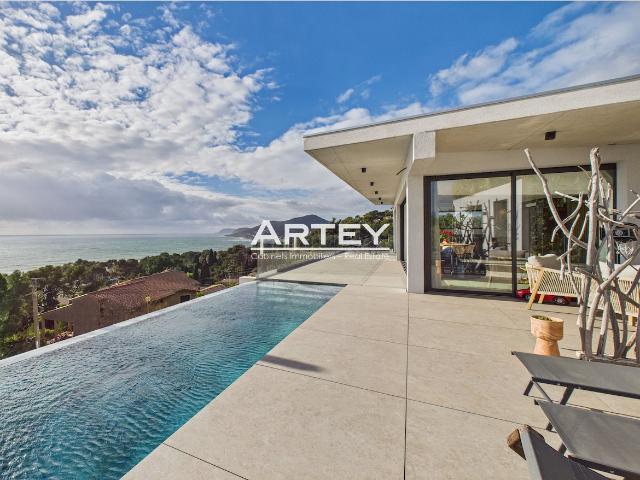 Villa vente à Arrondissement de Toulon, Carqueiranne