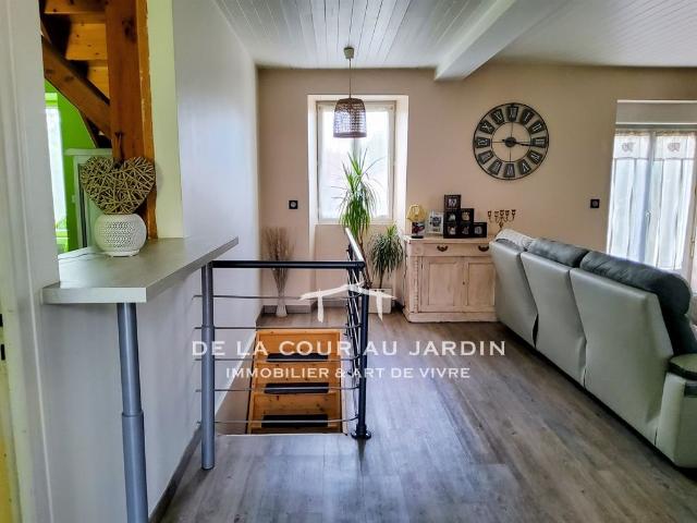 Maison vente à Nontron, La Coquille