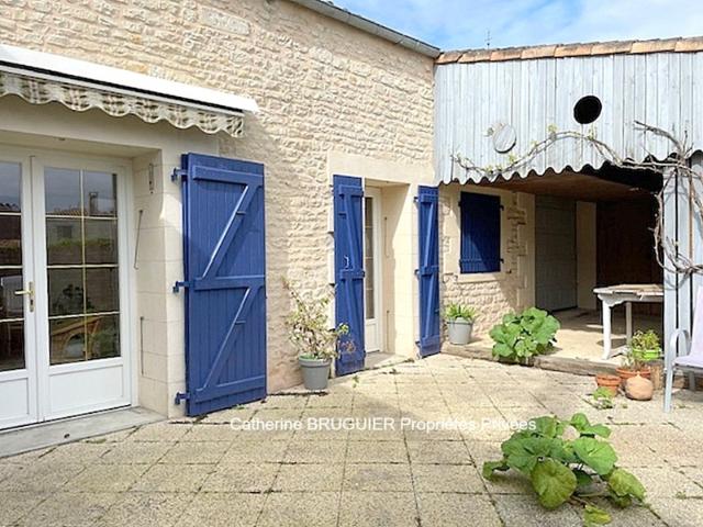 Maison vente à La Rochelle, Vérines