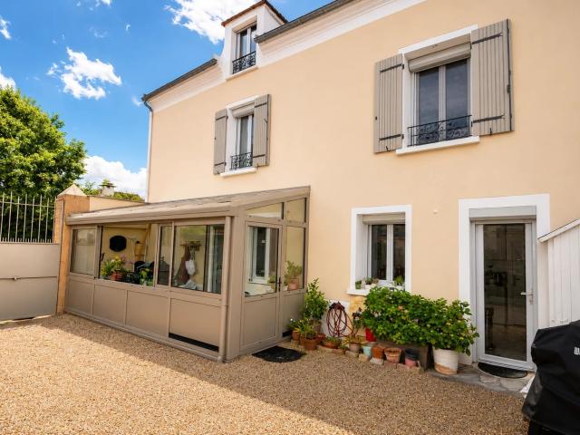 Maison vente à Saint-Germain-en-Laye, Croissy-sur-seine