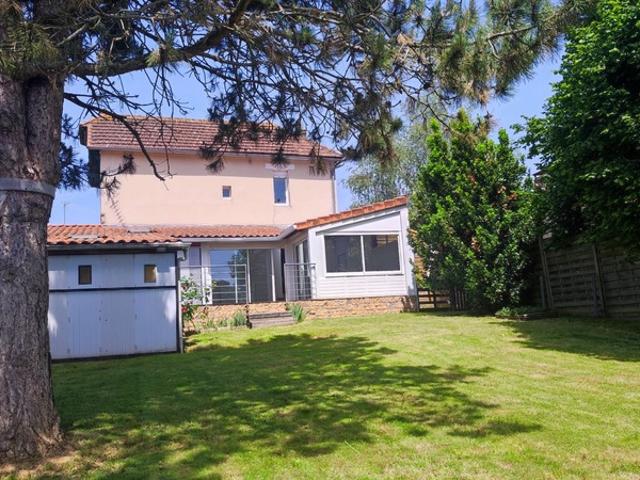 Maison vente à Bressuire, Cerizay