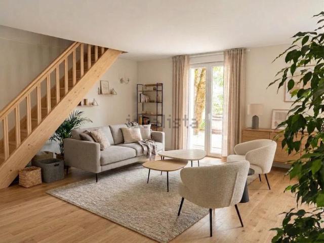 Maison vente à Rillieux Village, Rillieux-la-Pape