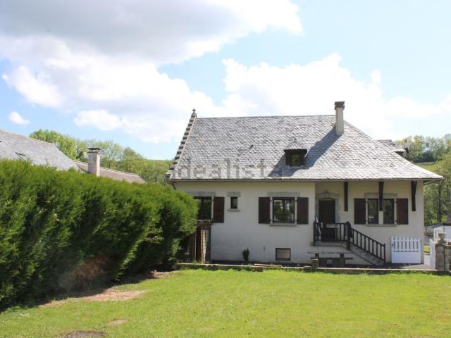 Maison vente à Riom-ès-Montagnes, Cantal