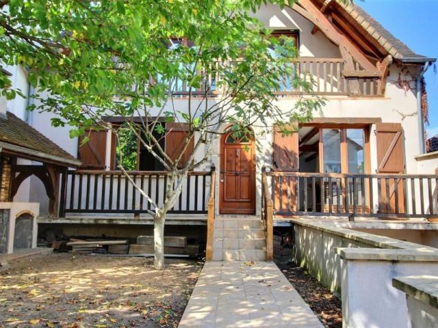 Maison vente à Résidence de l'Aunette, Ris-Orangis