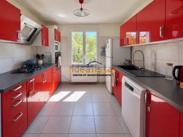Maison vente à Saint-Genis-Terrenoire, Genilac