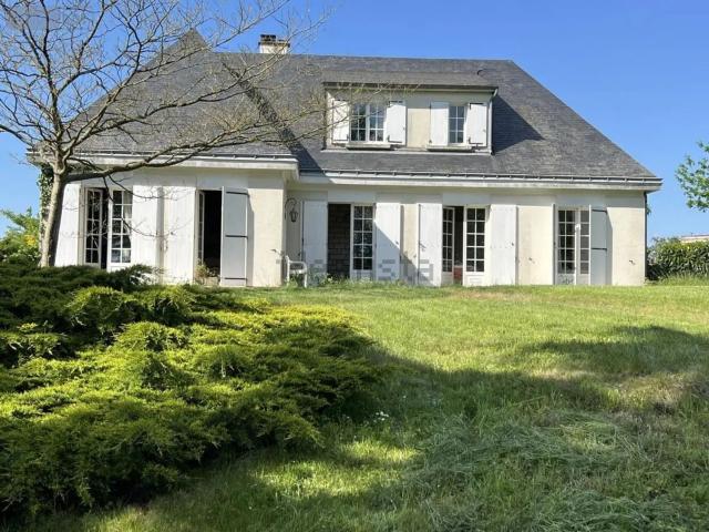 Maison vente à Villevêque, Rives-du-Loir-en-Anjou