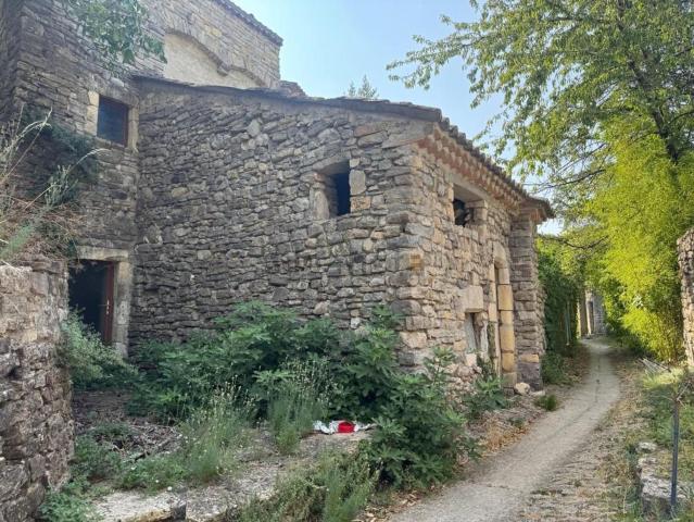 Maison vente à Vieux Village, Rochecolombe