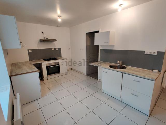 Maison location à Le Bourg, Romagne