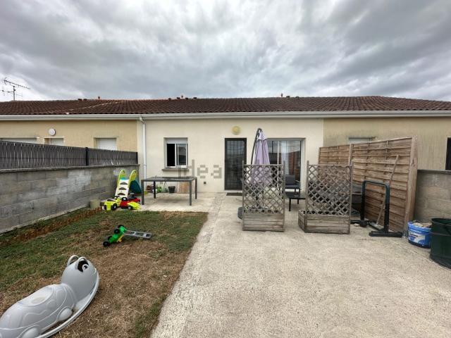 Maison vente à Roullet, Roullet-Saint-Estèphe