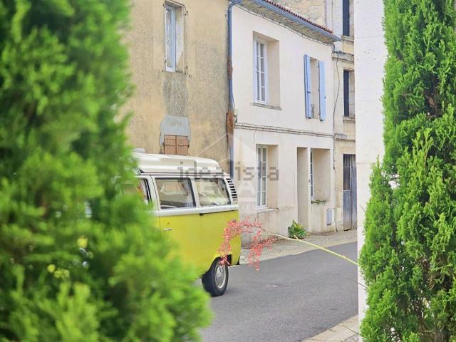 Maison vente à Roullet, Roullet-Saint-Estèphe