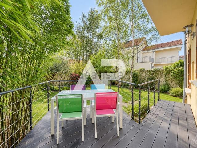 Maison vente à Village Plaine Gare, Rueil-Malmaison