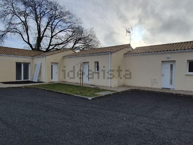 Maison vente à Ruffec, Charente