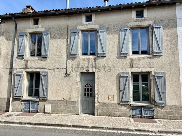 Maison vente à Ruffec, Charente
