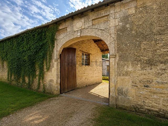Maison vente à Villegats, Ruffec